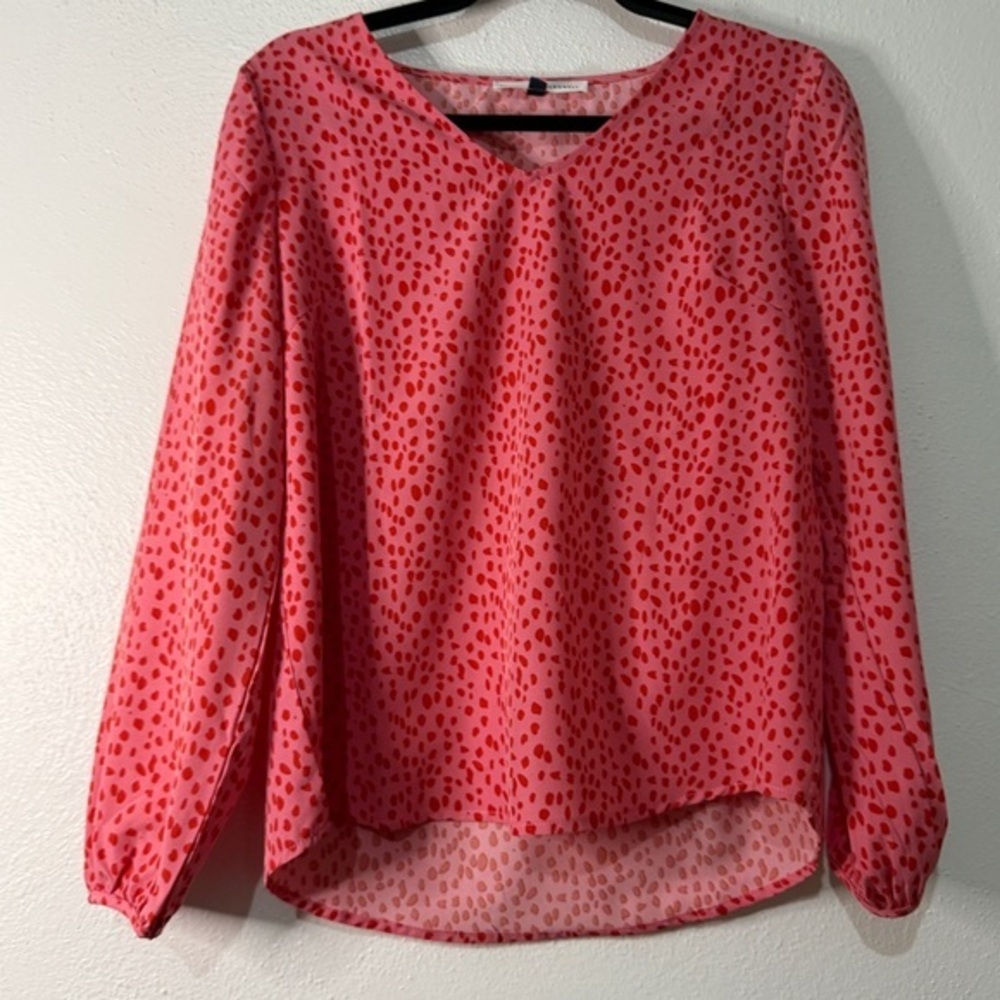 Michelle McDowell Pink Polka Dot Women's Top. V-Neck. Full long sleeves. Sz S.